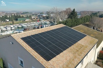 Pose de panneaux photovoltaïques à Nîmes